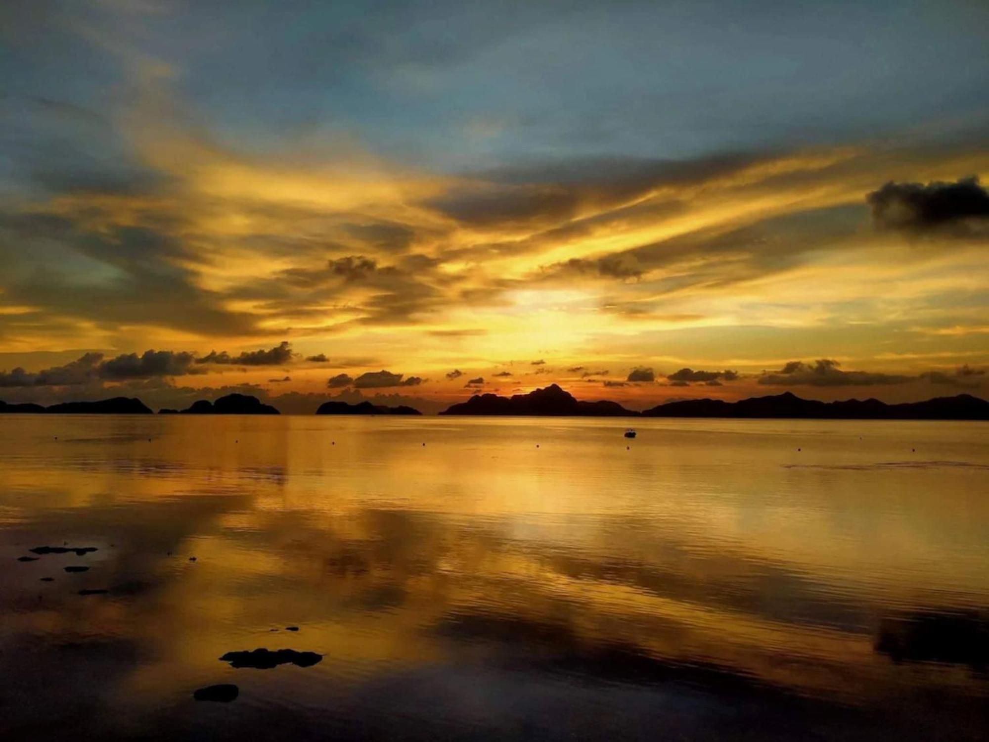 Hut Sunset View Hotel El Nido Bagian luar foto
